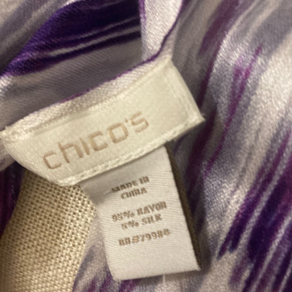 Chico’s Large Purple and Silver Patterned Scarf - Picture 5 of 5